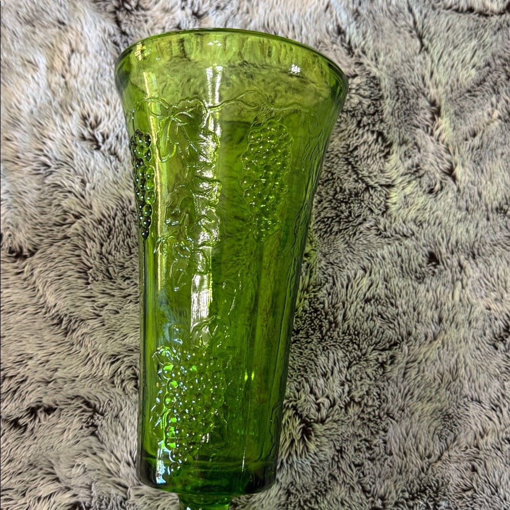 Vintage Indiana Glass Green Glass Footed Vase Colony Harvest Pattern Tall - Picture 11 of 12